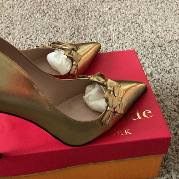 Kate Spade gold heels - Picture 8 of 10